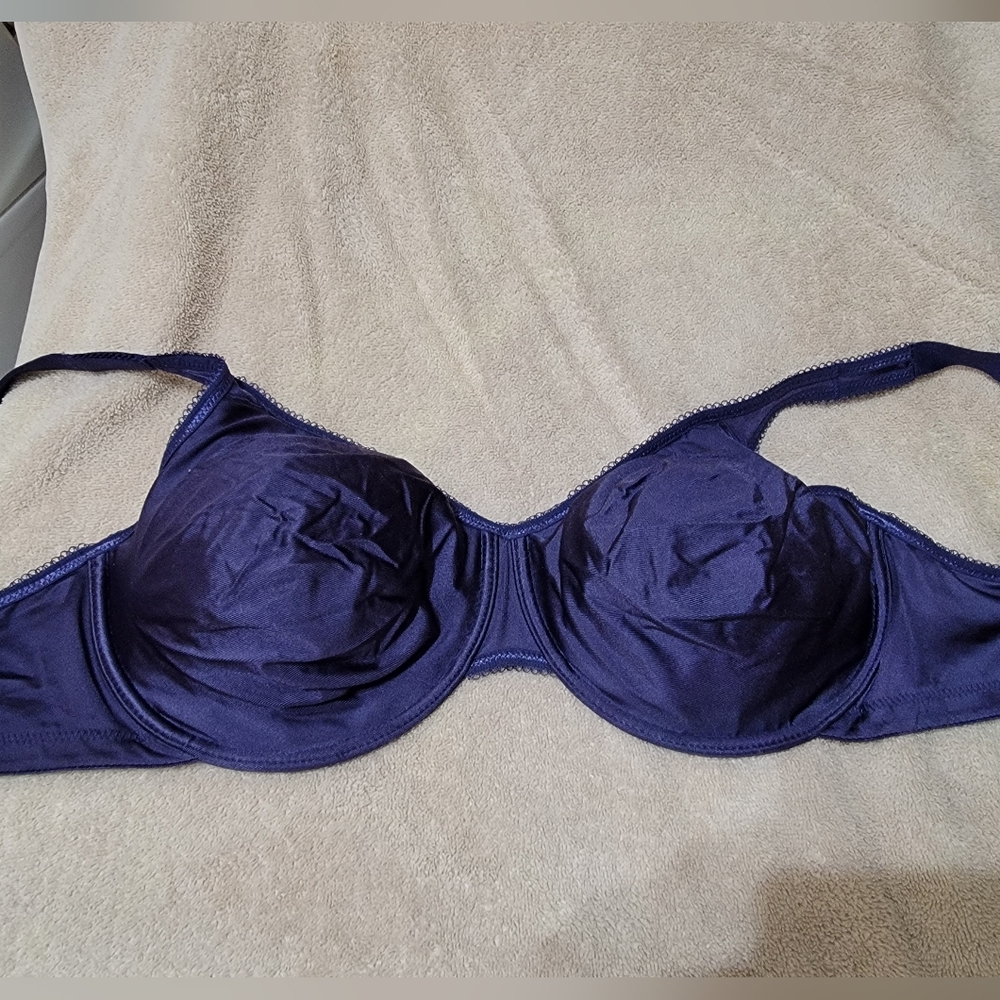 Wacoal Underwire  bra, size 44C Style 855192